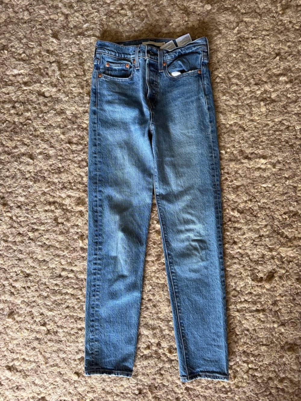 Levi’s Classic Blue High-Rise Skinny Jeans